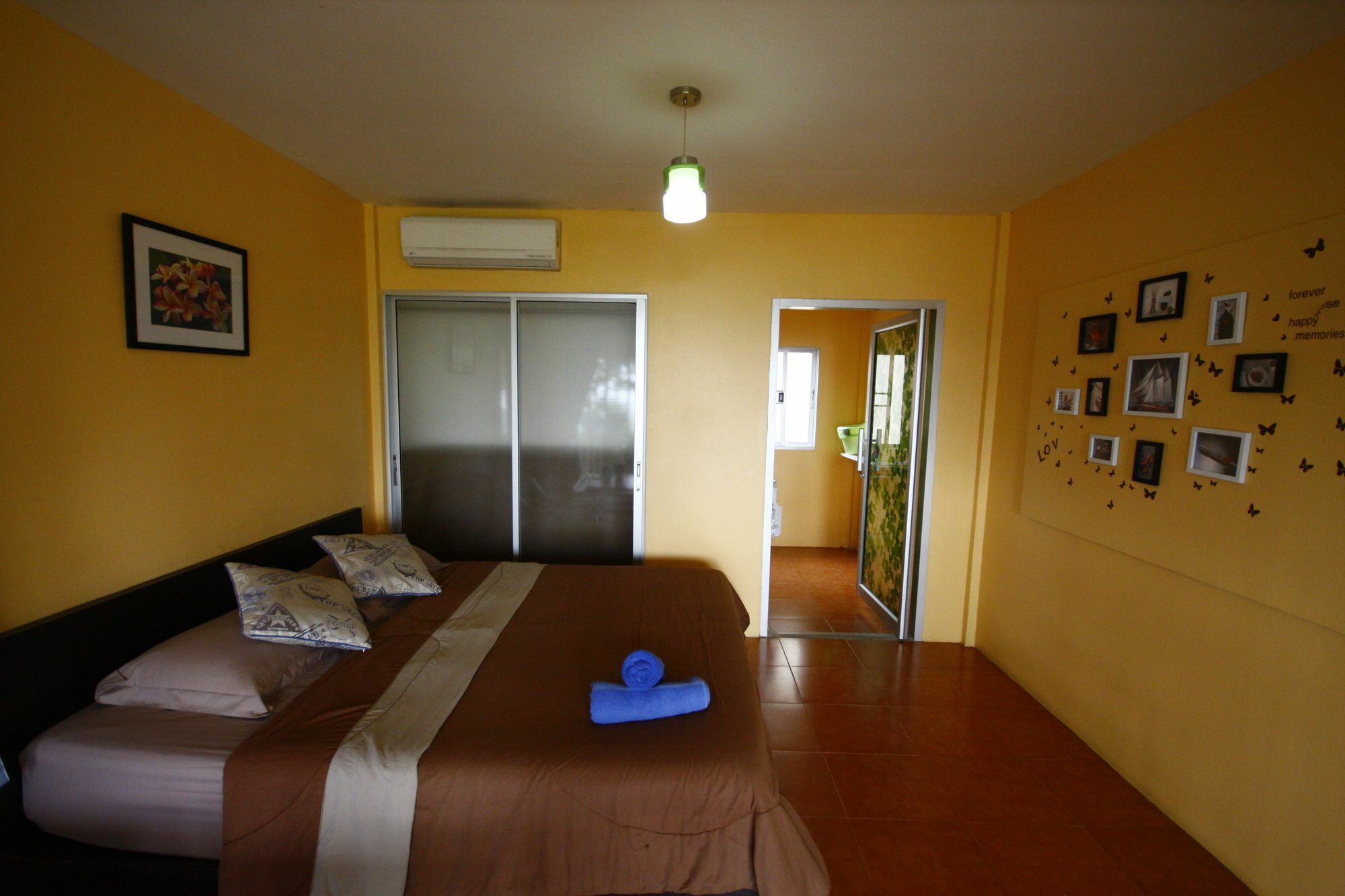 Insook Ko Larn Resort Exterior photo